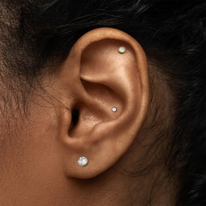 Embout disque plat en titane avec bijou cristal interne Tilum