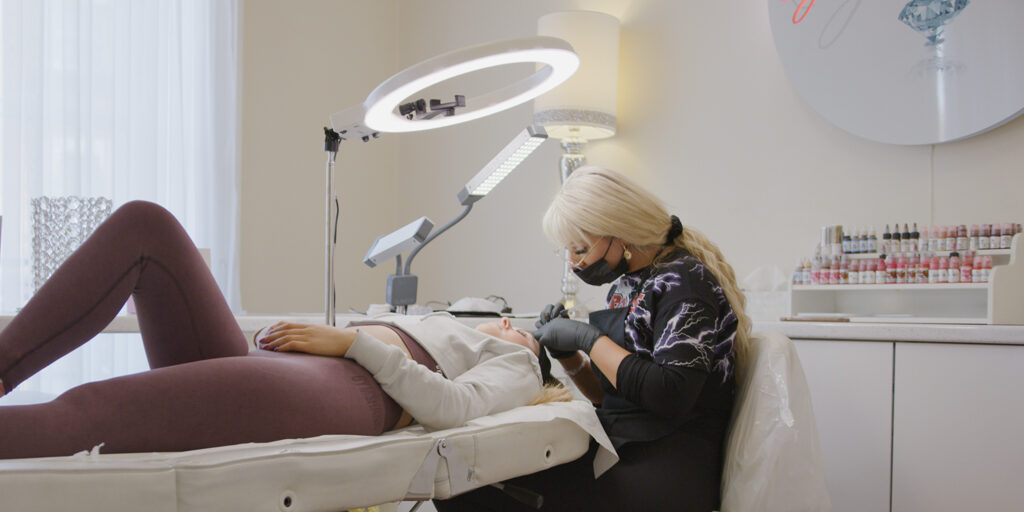 Quelle est la meilleure lampe pour Microblading ?